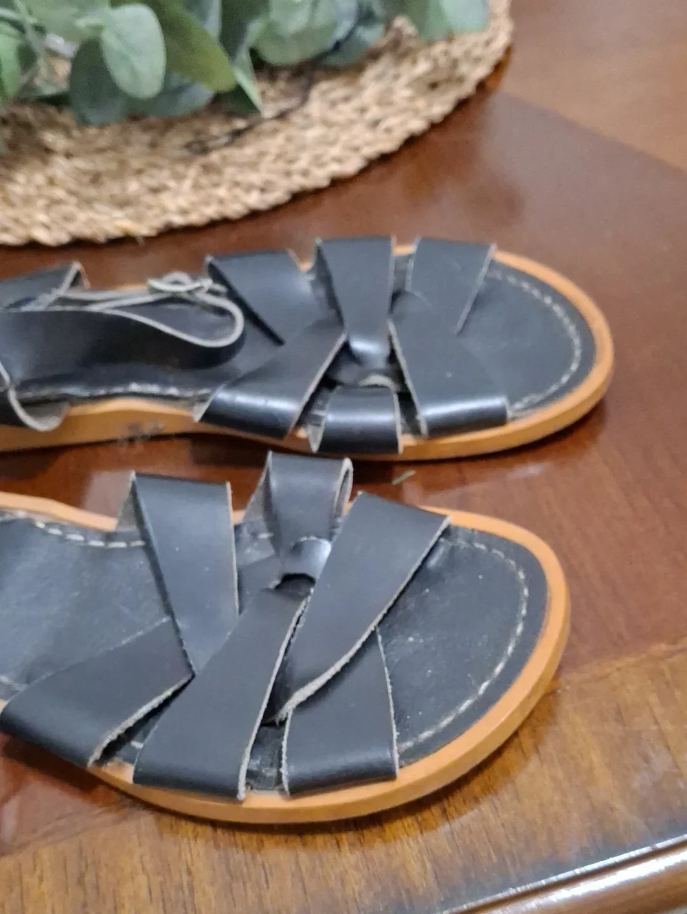 Salt Water Sandals by Hoy - Size 5 Classic Black